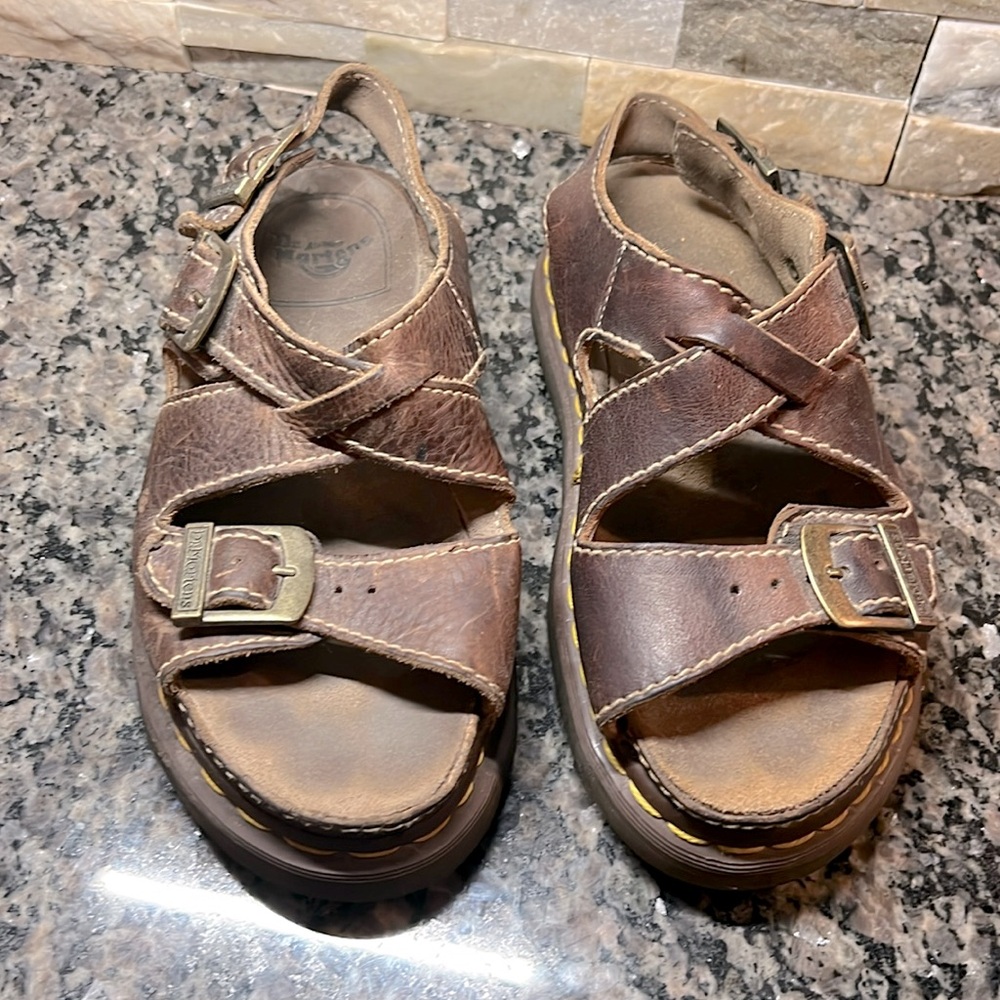 Dr. martins vary ankle strappy platform leather  sandals 8.5